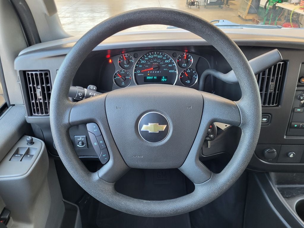 2024 Chevrolet Express Passenger RWD 2500 Regular Wheelbase LT