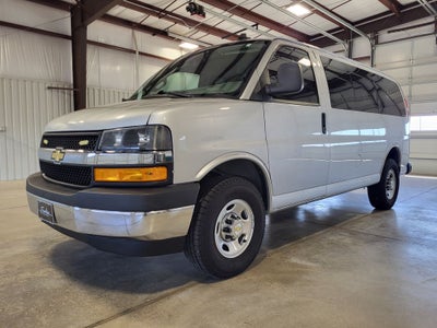 2024 Chevrolet Express Passenger RWD 2500 Regular Wheelbase LT