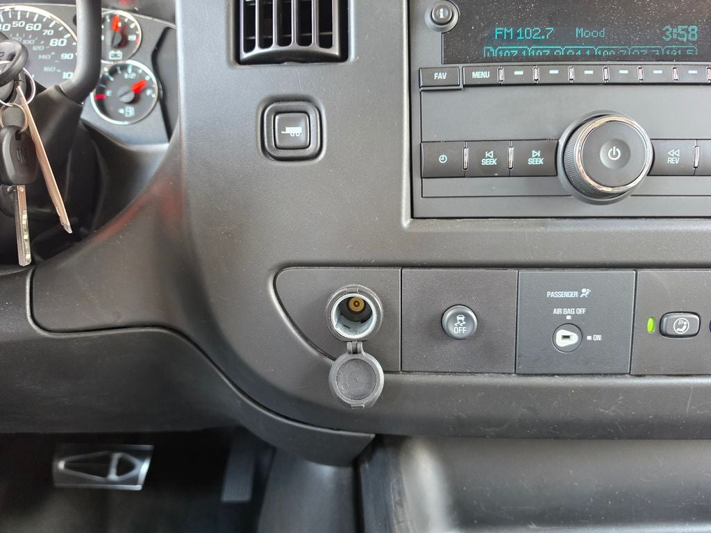 2023 Chevrolet Express Passenger RWD 3500 Regular Wheelbase LS