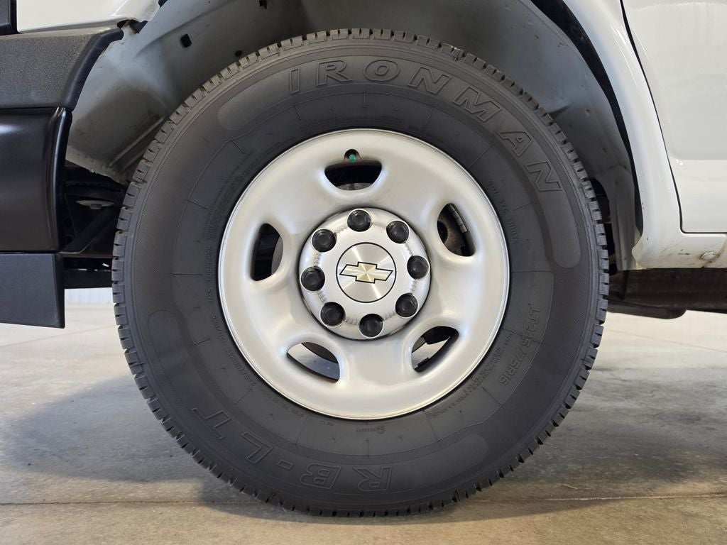 2023 Chevrolet Express Passenger RWD 3500 Regular Wheelbase LS