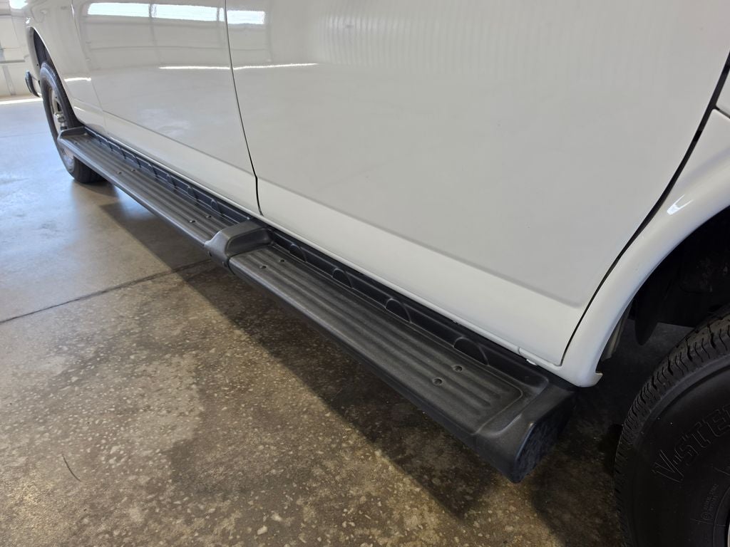2025 Chevrolet Express Passenger RWD 3500 Extended Wheelbase LT