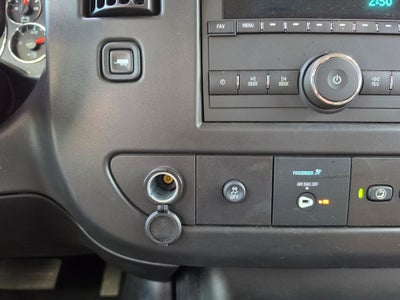 2025 Chevrolet Express Passenger RWD 3500 Extended Wheelbase LT