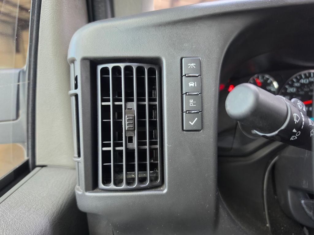 2025 Chevrolet Express Passenger RWD 3500 Extended Wheelbase LT