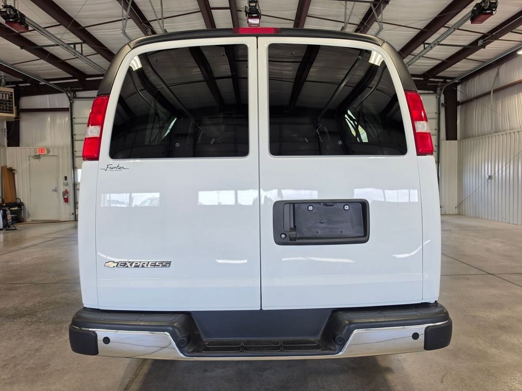 2025 Chevrolet Express Passenger RWD 3500 Extended Wheelbase LT