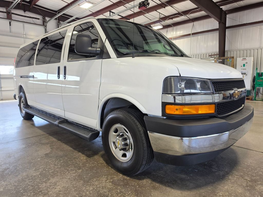 2025 Chevrolet Express Passenger RWD 3500 Extended Wheelbase LT