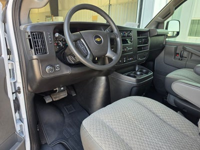 2025 Chevrolet Express Passenger RWD 3500 Extended Wheelbase LT