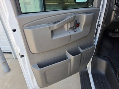 2025 Chevrolet Express Passenger RWD 3500 Extended Wheelbase LT