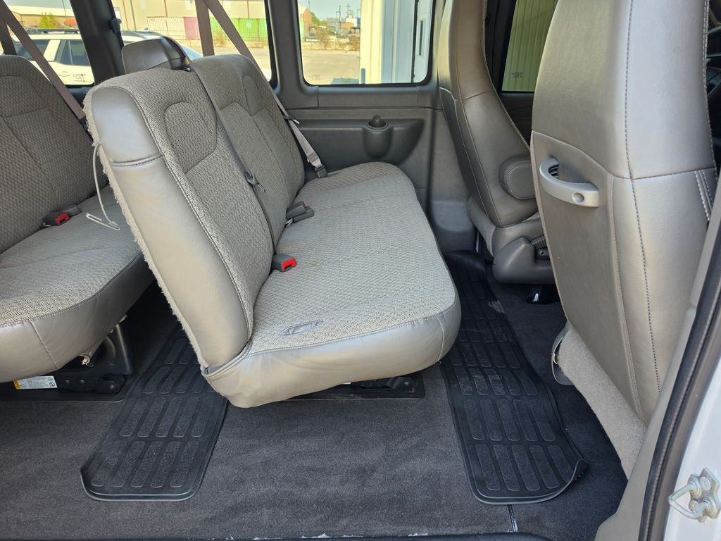 2025 Chevrolet Express Passenger RWD 3500 Extended Wheelbase LT