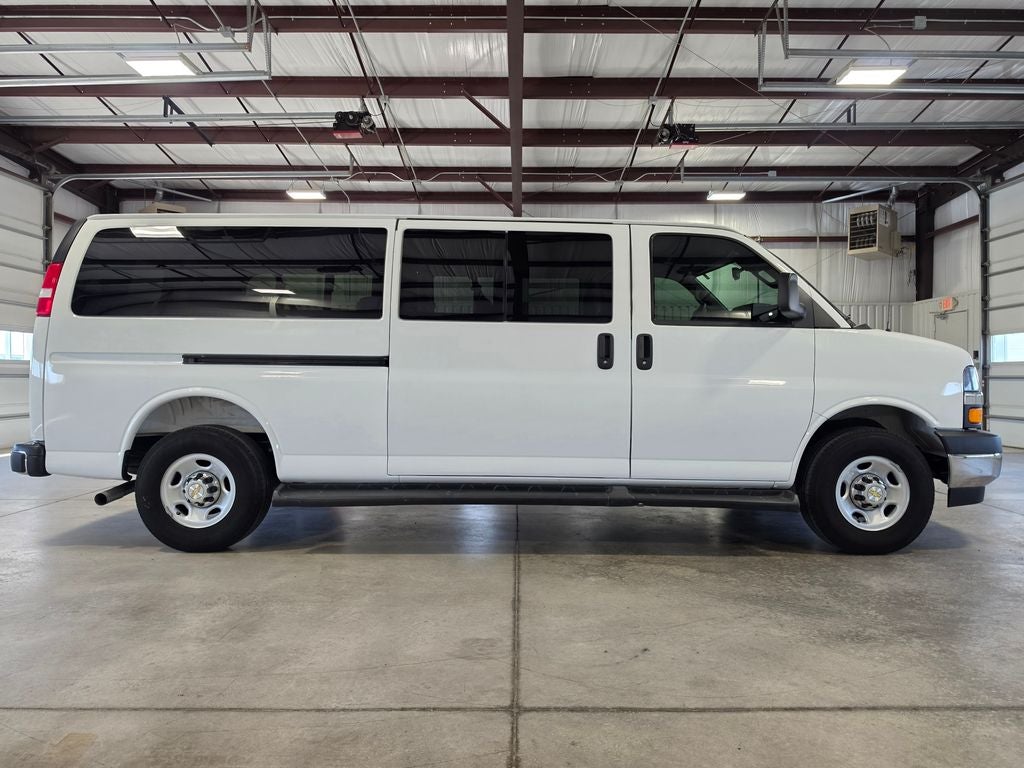2025 Chevrolet Express Passenger RWD 3500 Extended Wheelbase LT