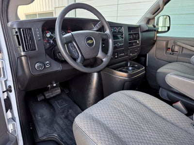 2025 Chevrolet Express Passenger RWD 3500 Extended Wheelbase LT
