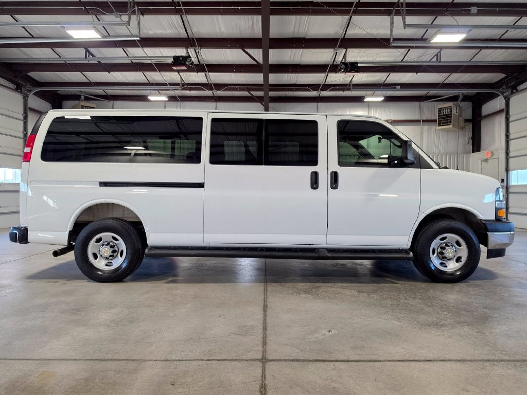 2025 Chevrolet Express Passenger RWD 3500 Extended Wheelbase LT