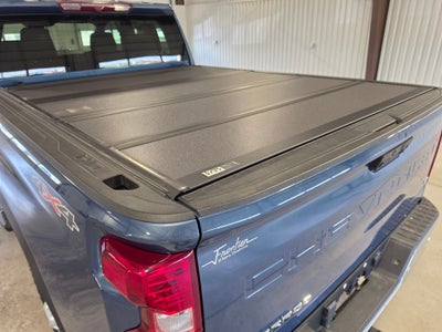 2025 Chevrolet Silverado 2500HD 4WD Crew Cab Standard Bed LT