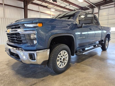 2025 Chevrolet Silverado 2500HD 4WD Crew Cab Standard Bed LT