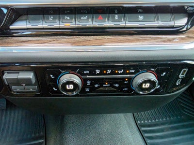 2025 Chevrolet Silverado 2500HD 4WD Crew Cab Standard Bed LT