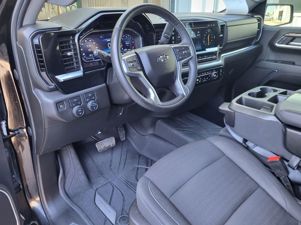 2024 Chevrolet Silverado 1500 4WD Crew Cab Short Bed RST