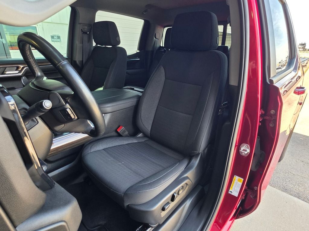 2024 Chevrolet Silverado 1500 4WD Crew Cab Short Bed RST