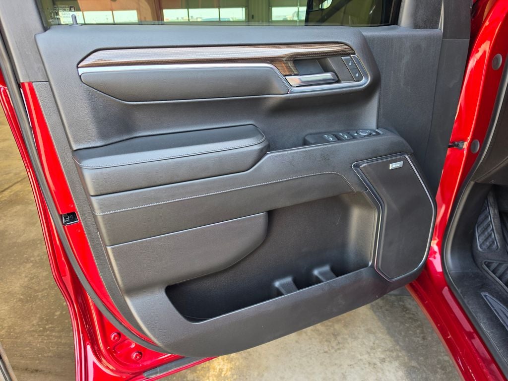 2024 Chevrolet Silverado 1500 4WD Crew Cab Short Bed RST