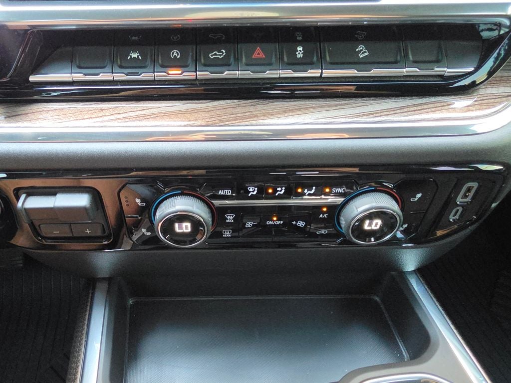 2024 Chevrolet Silverado 1500 4WD Crew Cab Short Bed RST