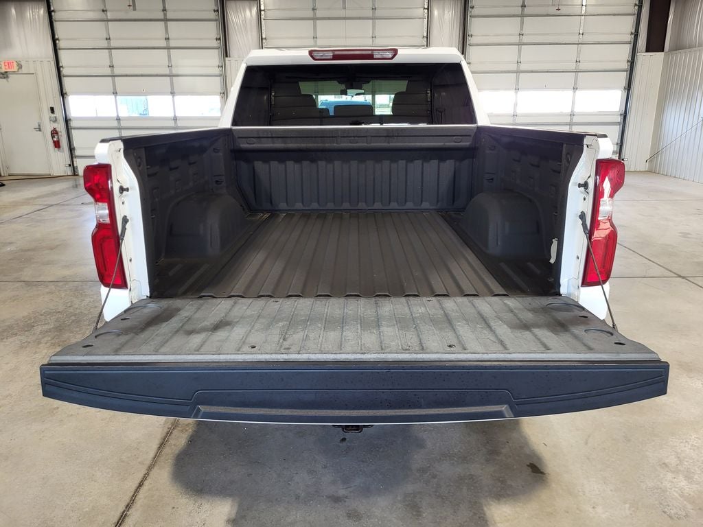 2022 Chevrolet Silverado 1500 4WD Crew Cab Short Bed RST