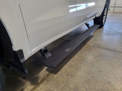 2022 Chevrolet Silverado 1500 4WD Crew Cab Short Bed RST