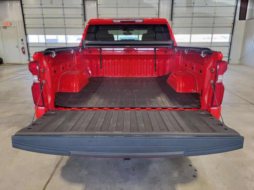 2021 Chevrolet Silverado 1500 4WD Crew Cab Short Bed RST