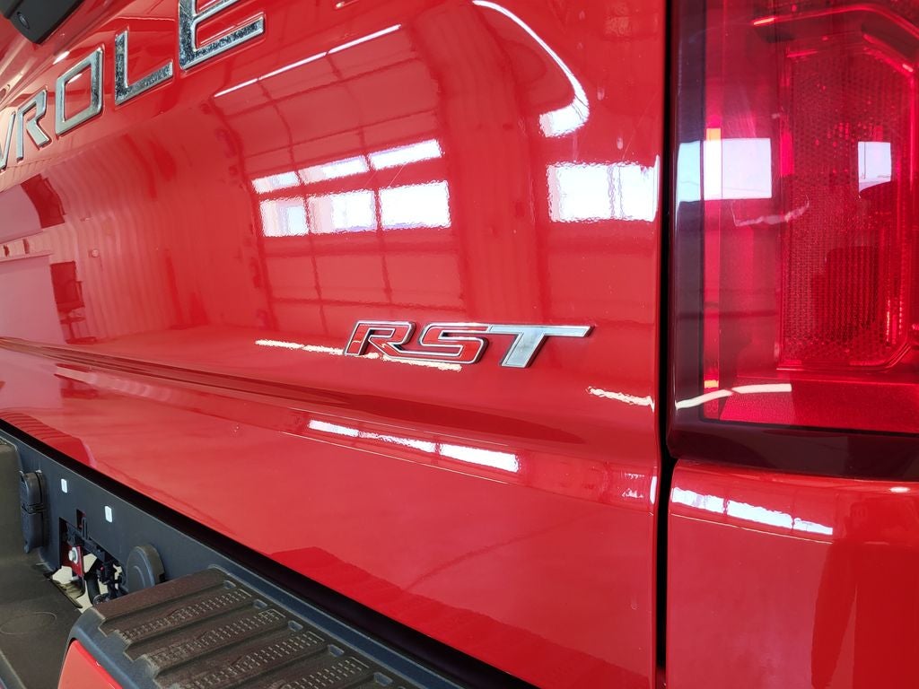 2021 Chevrolet Silverado 1500 4WD Crew Cab Short Bed RST