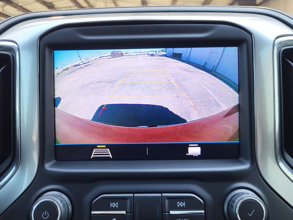 2021 Chevrolet Silverado 1500 4WD Crew Cab Short Bed RST