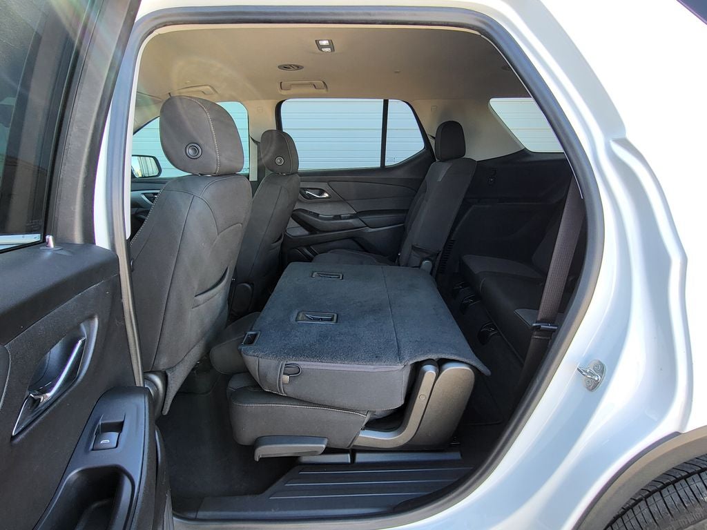 2021 Chevrolet Traverse FWD LS