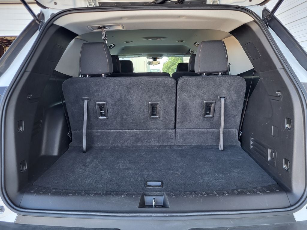 2021 Chevrolet Traverse FWD LS