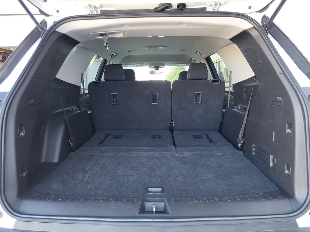 2021 Chevrolet Traverse FWD LS