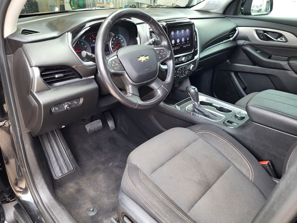 2020 Chevrolet Traverse FWD LT Cloth