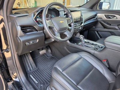 2022 Chevrolet Traverse AWD LT Leather