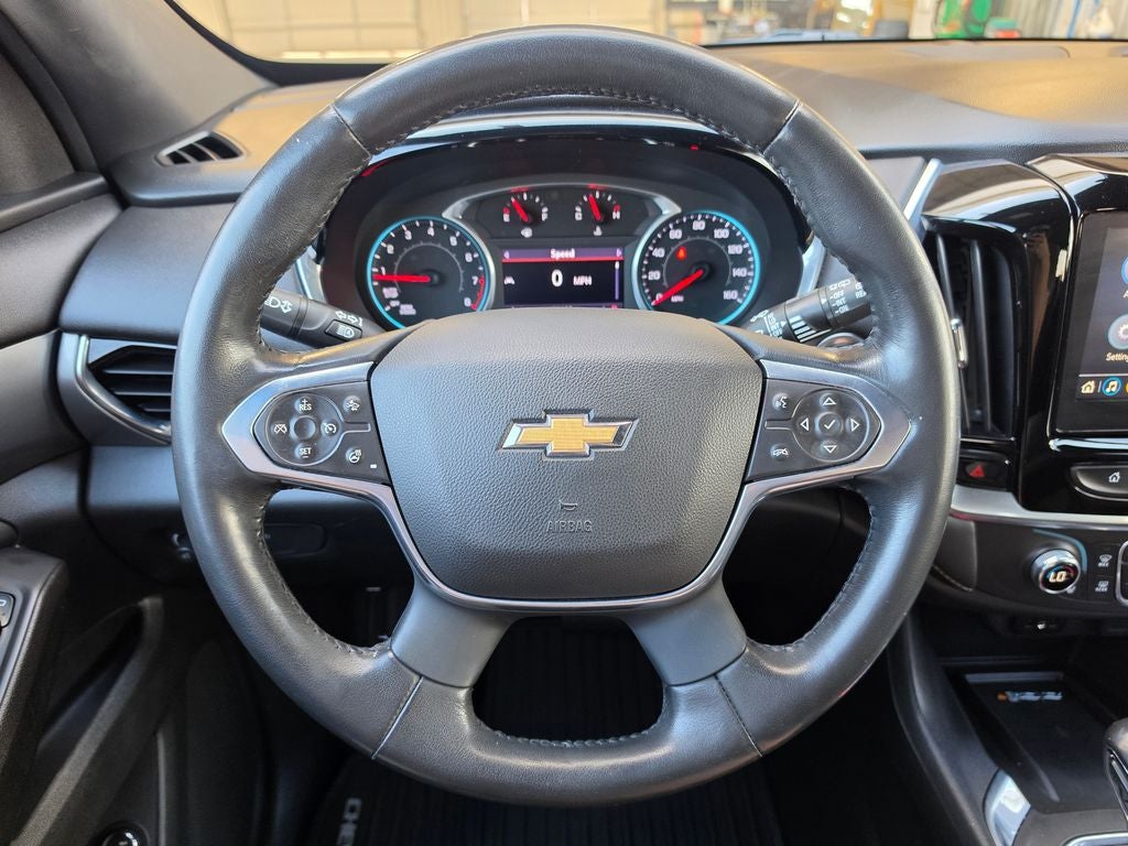 2022 Chevrolet Traverse AWD LT Leather