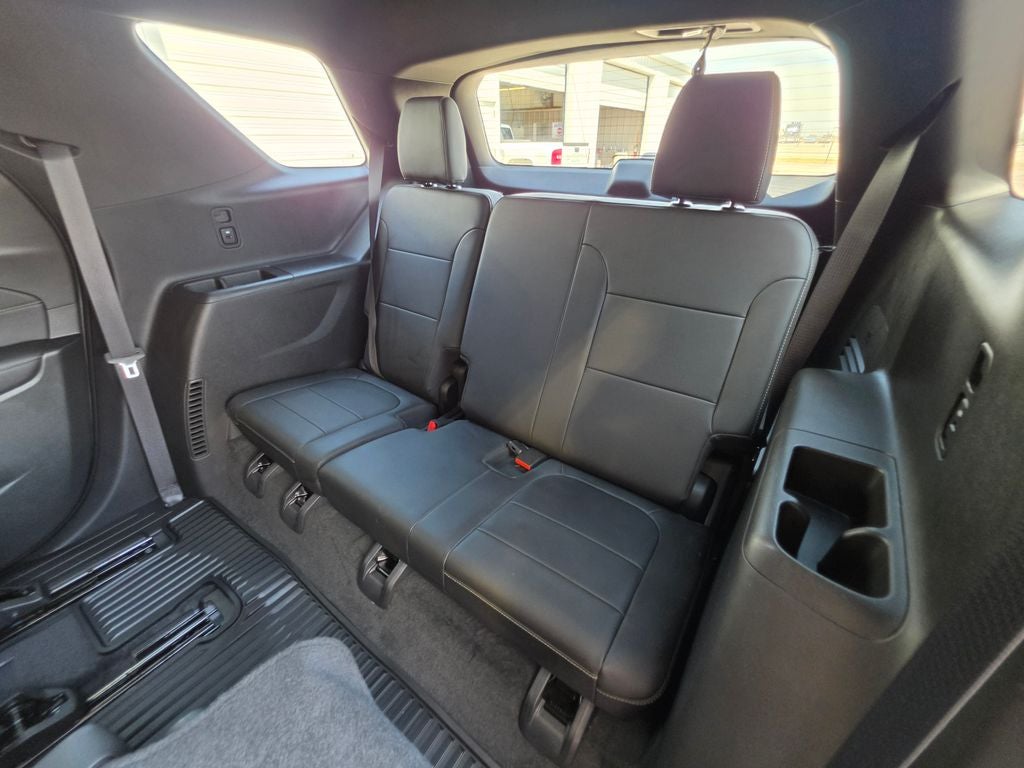 2022 Chevrolet Traverse AWD LT Leather