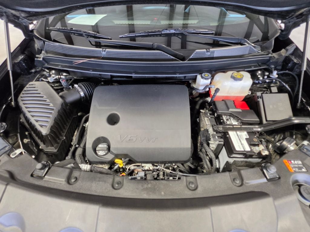 2022 Chevrolet Traverse AWD LT Leather