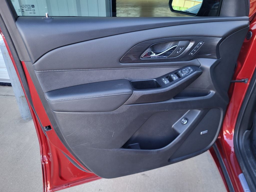 2023 Chevrolet Traverse AWD High Country