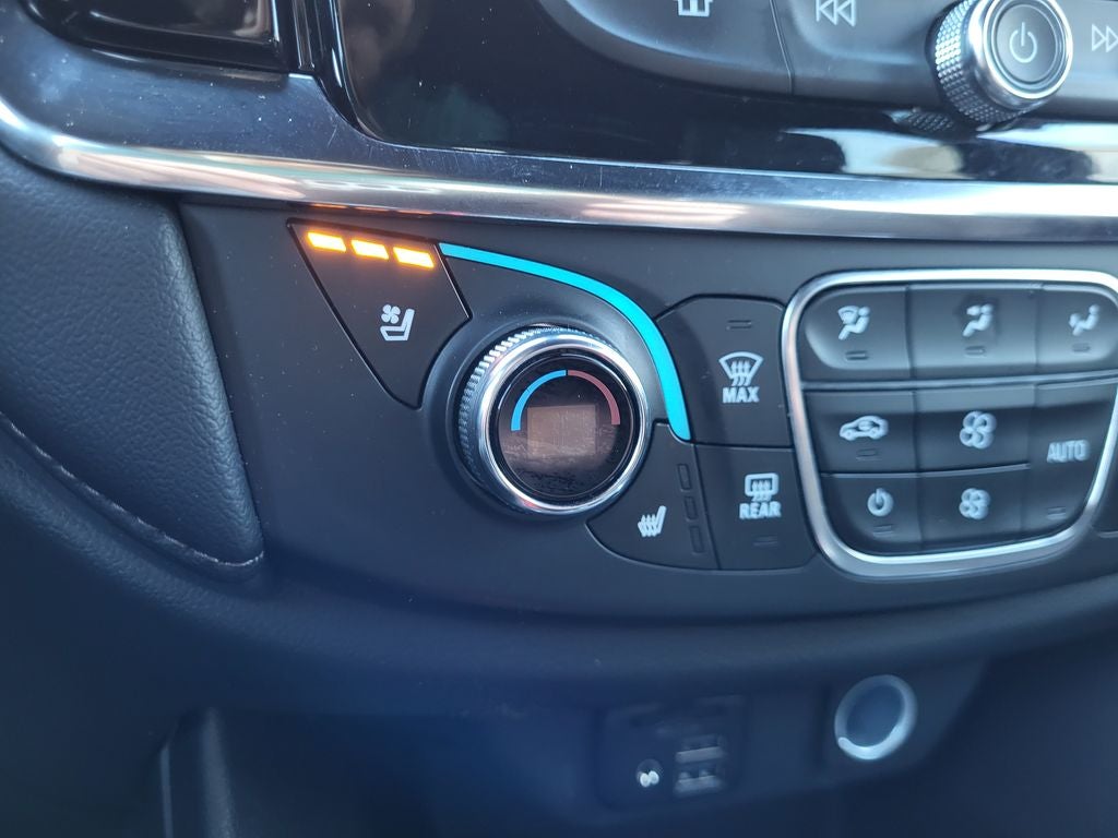 2023 Chevrolet Traverse AWD High Country