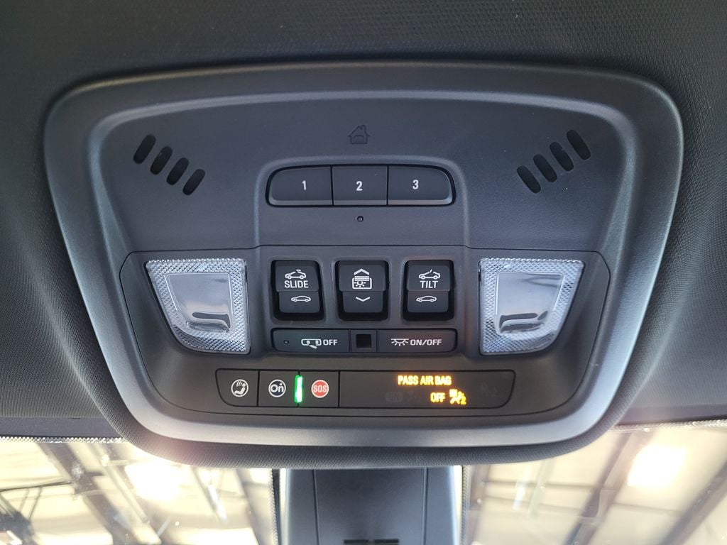 2023 Chevrolet Traverse AWD High Country