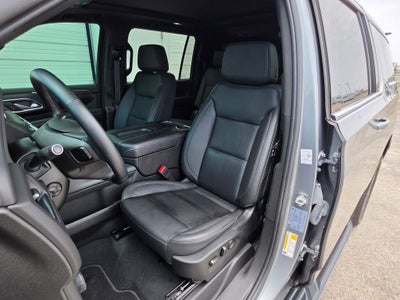 2023 Chevrolet Suburban 4WD LT