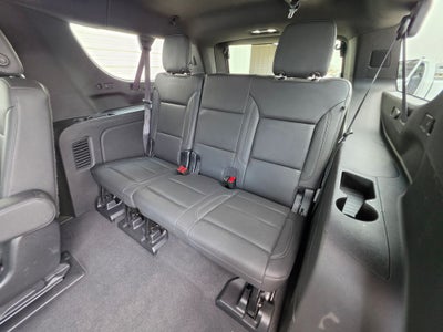 2023 Chevrolet Suburban 4WD LT
