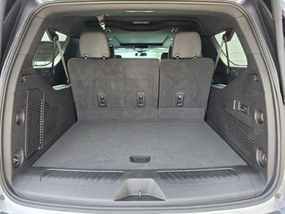 2023 Chevrolet Suburban 4WD LT