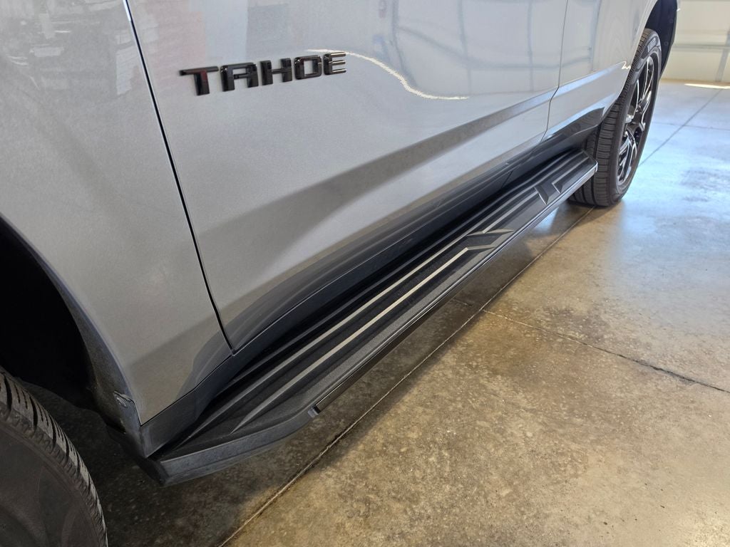 2023 Chevrolet Tahoe 4WD RST