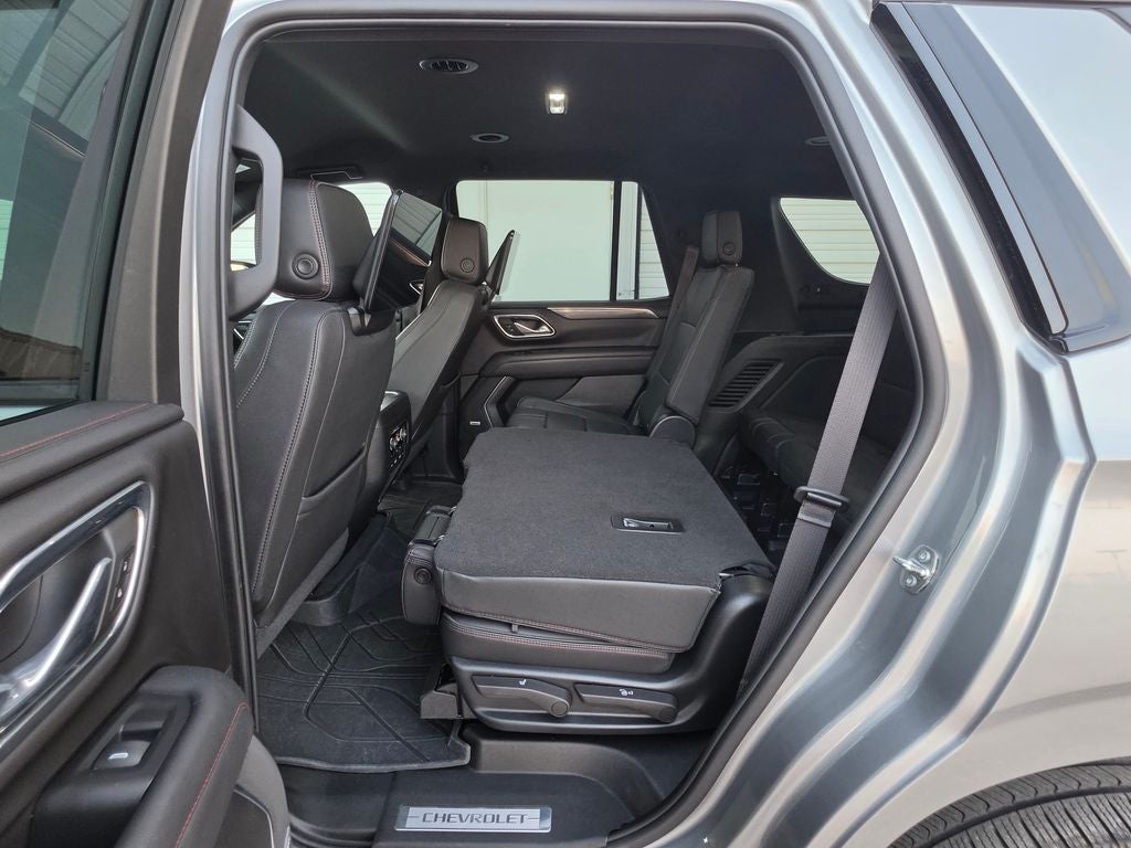 2023 Chevrolet Tahoe 4WD RST