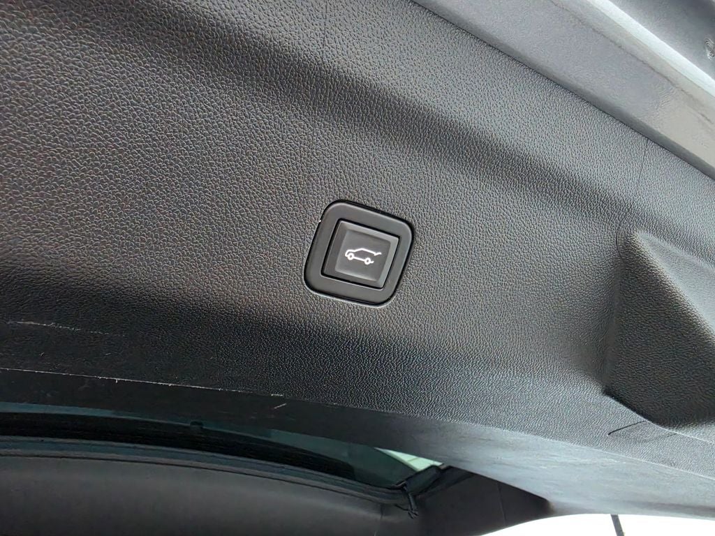 2023 Chevrolet Tahoe 4WD RST