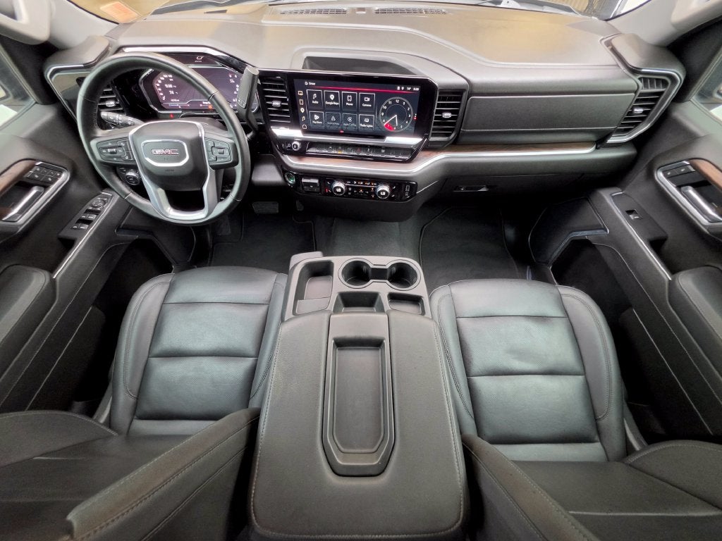 2025 GMC Sierra 1500 4WD Crew Cab Short Box SLT