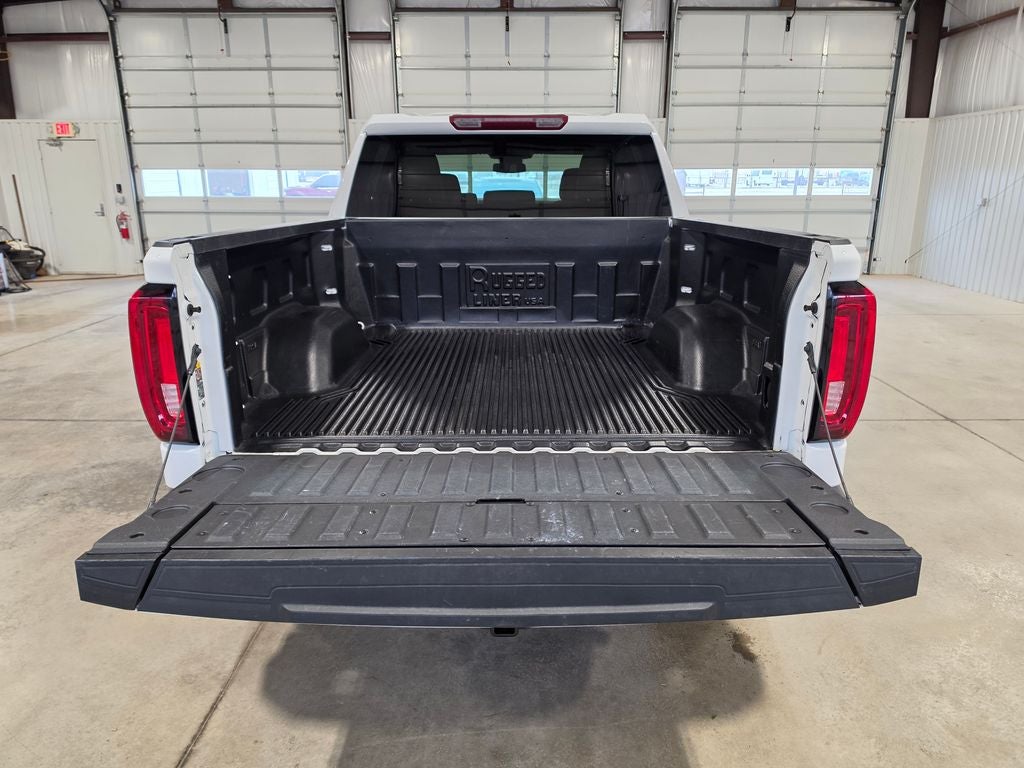 2025 GMC Sierra 1500 4WD Crew Cab Short Box SLT