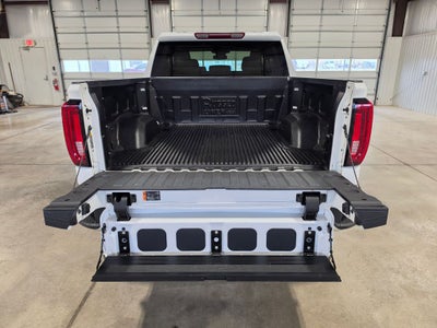 2025 GMC Sierra 1500 4WD Crew Cab Short Box SLT