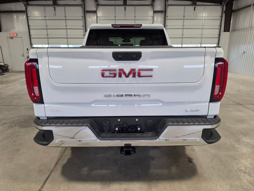 2025 GMC Sierra 1500 4WD Crew Cab Short Box SLT