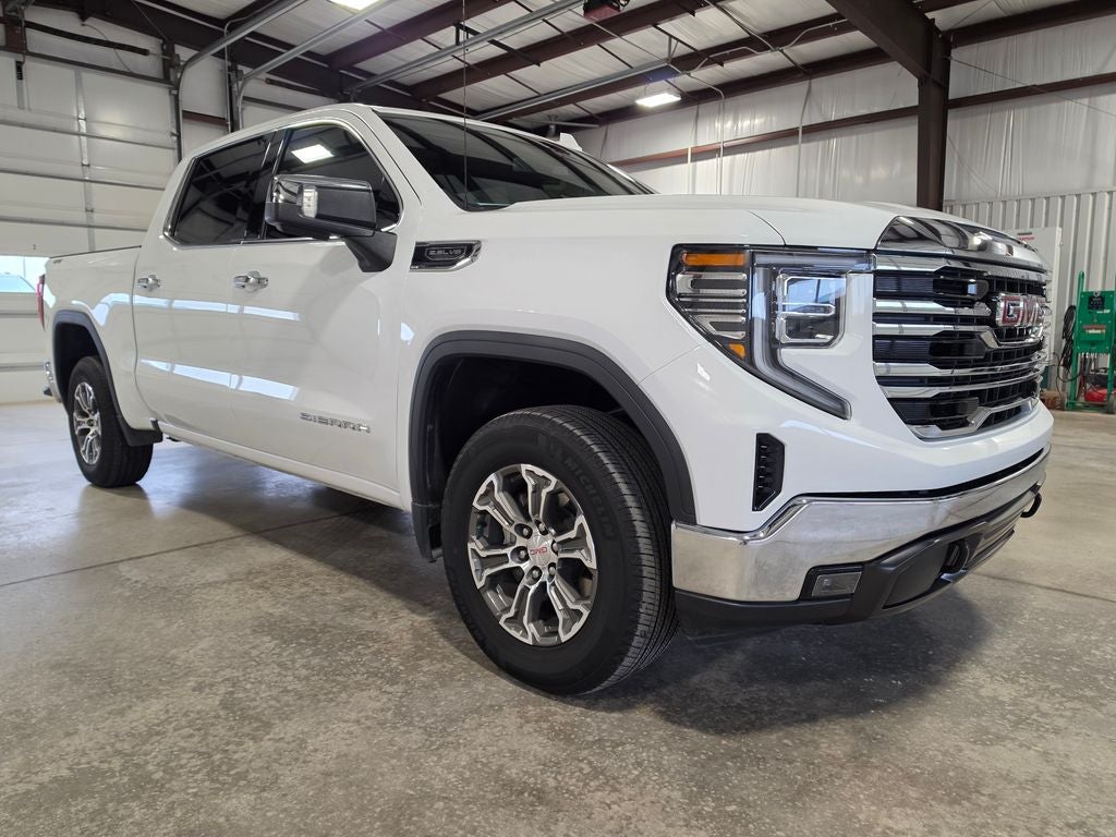 2025 GMC Sierra 1500 4WD Crew Cab Short Box SLT
