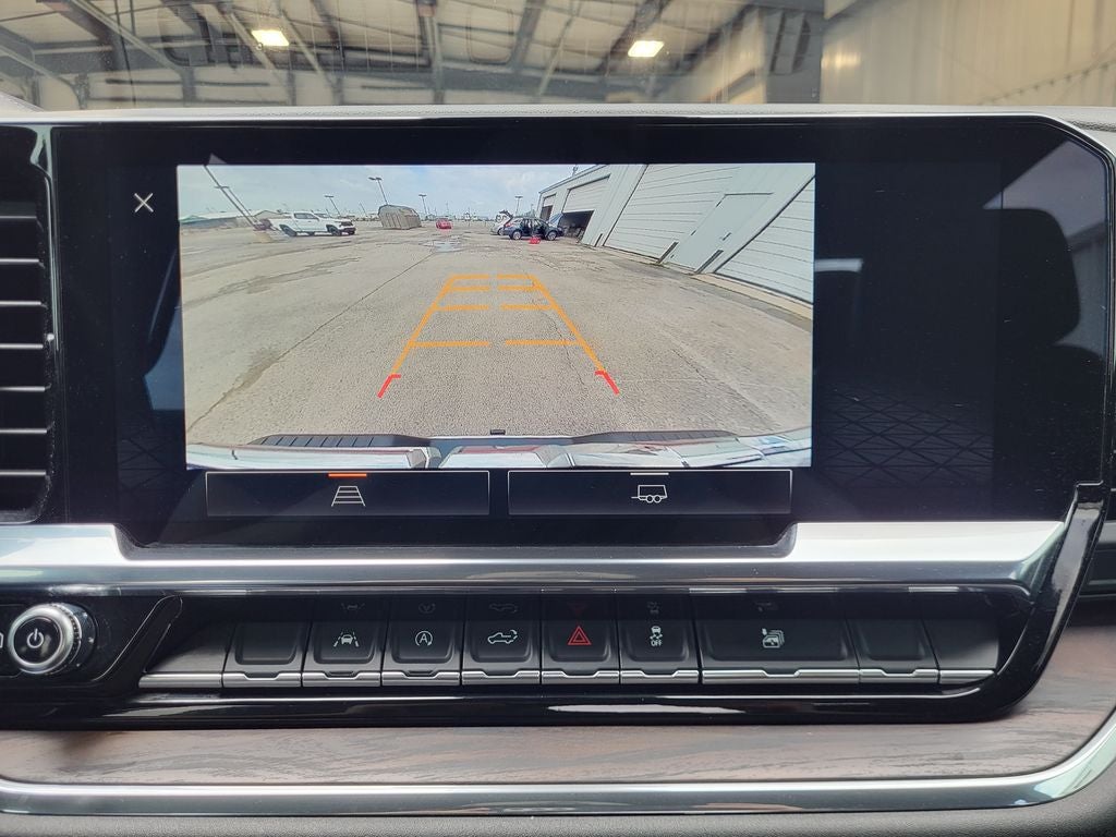 2025 GMC Sierra 1500 4WD Crew Cab Short Box SLT